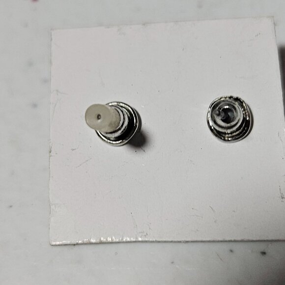 Classic Round Crystal Stud Earrings Silver Tone Bezel Setting Minimalist Jewelry - Picture 2 of 2